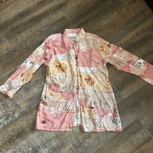 Passports Pier 1 Imports Vintage Seashell‎ Print Rayon Button Up Shirt Pink L